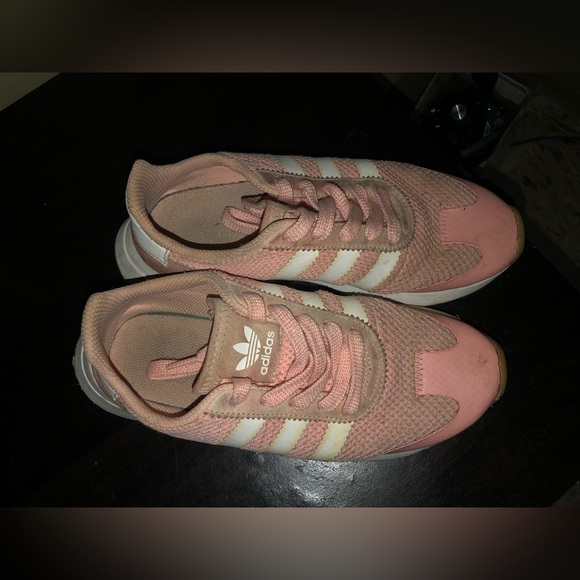 Adidas Apricot Flashback Shoes - Picture 2 of 3